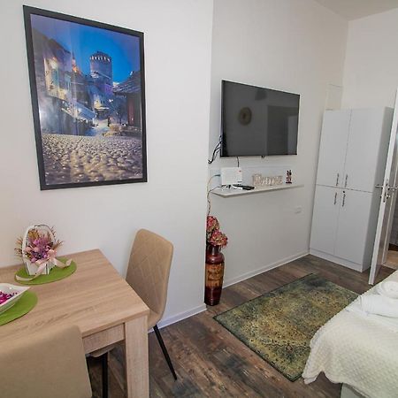 Apartman Sarah 莫斯塔尔 外观 照片
